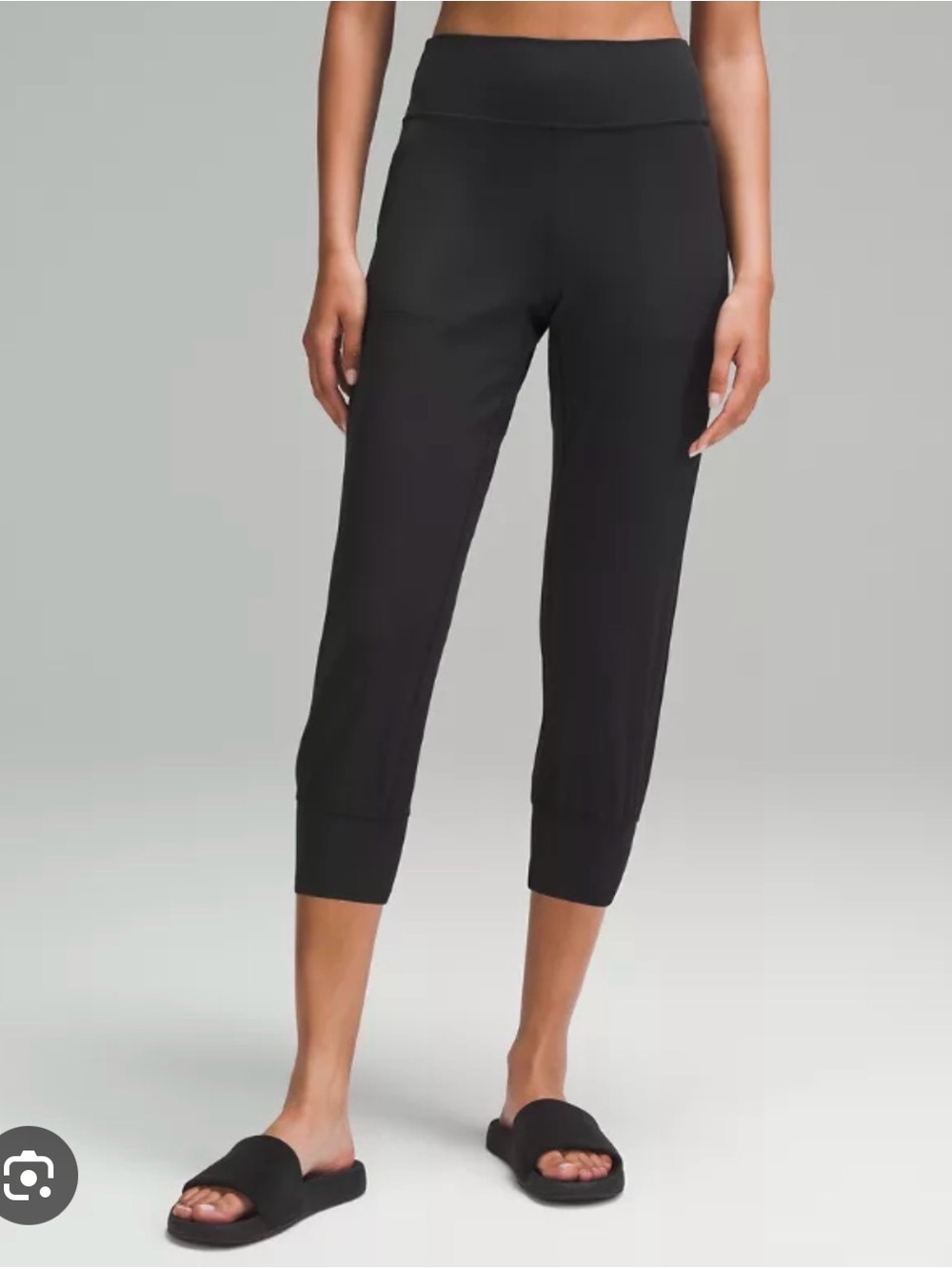 Lululemon Align High Rise Cropped Jogger 23” size 4
